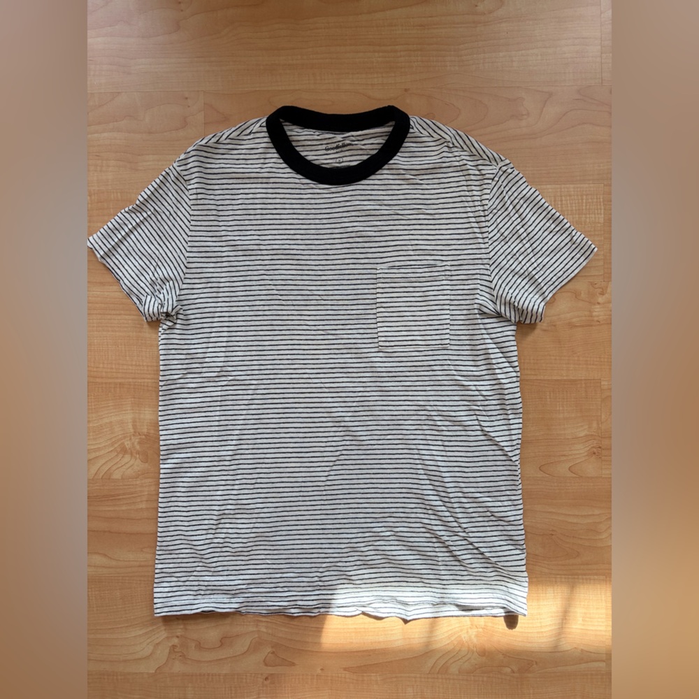 Men's Striped Pocket T-Shirt with Black Crew Neck -Size M